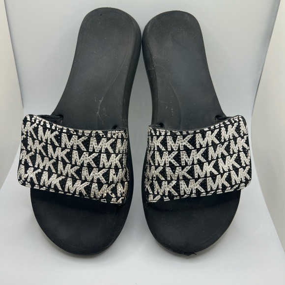 Michael Kors MK Slide Black and White Velcro - Picture 7 of 7